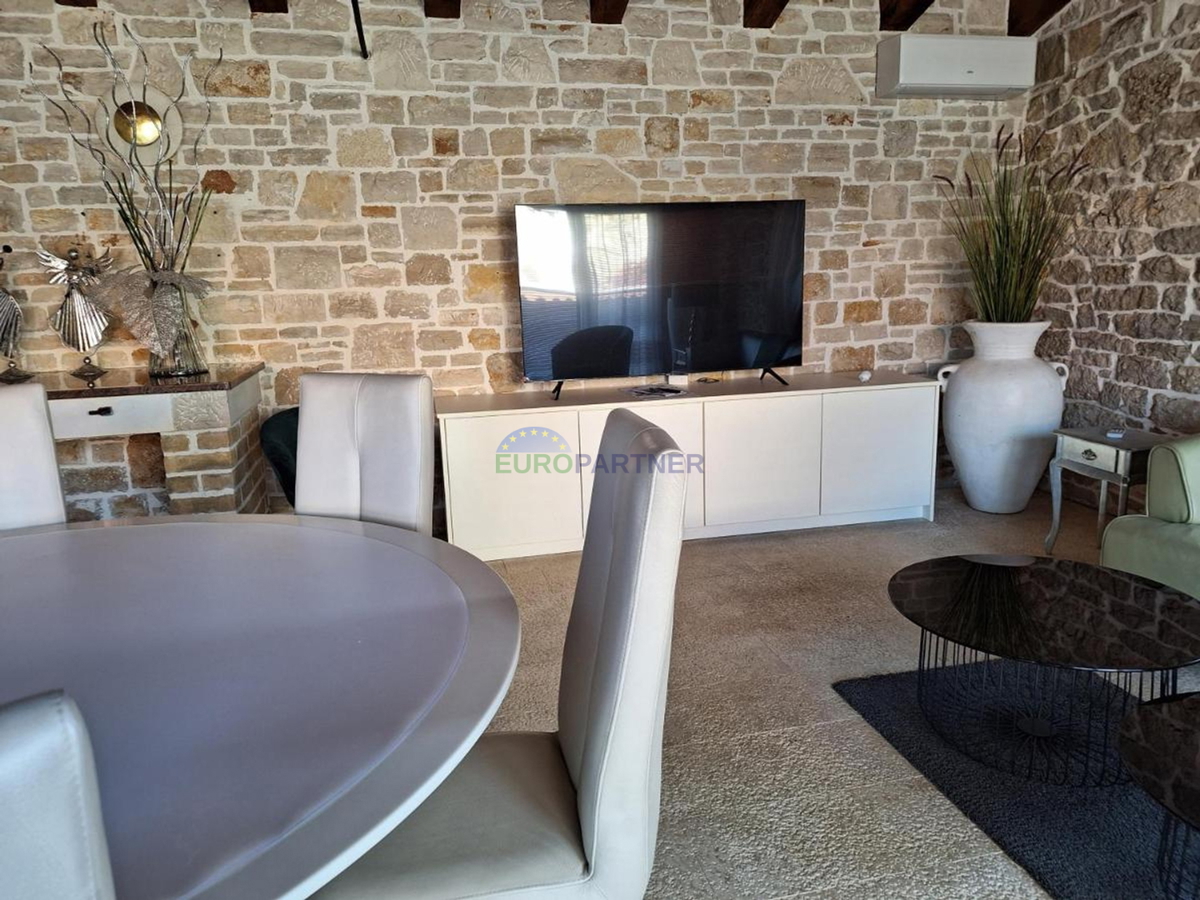 Istra, prekrasna kamena kuća u okolici Poreča