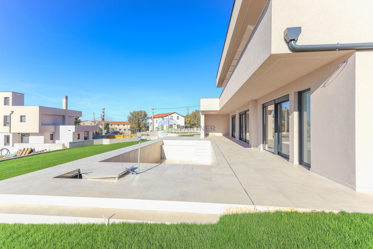 Poreč, Istra, okolica - Luksuzna kuća s bazenom