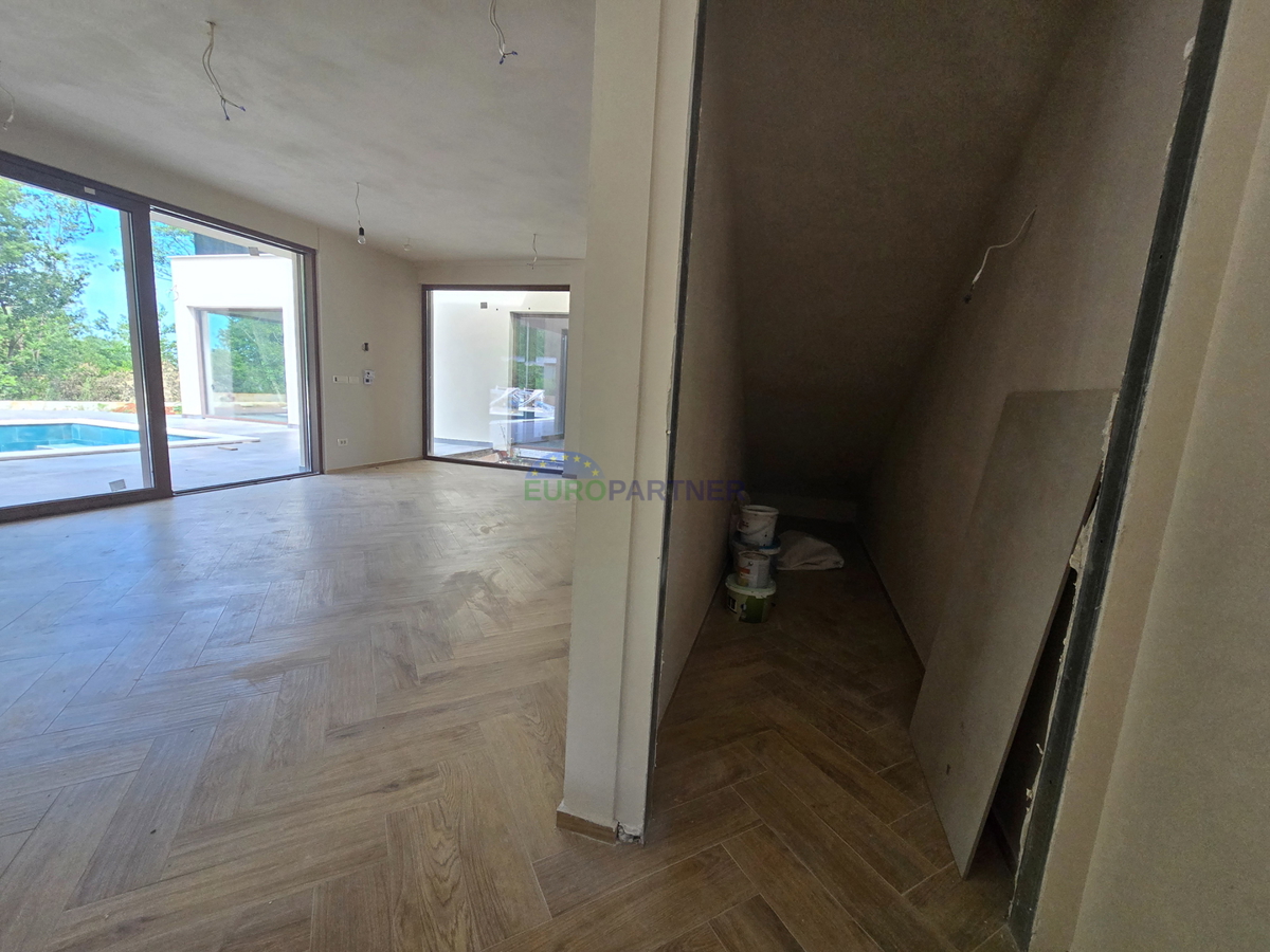 Luksuzna moderna vila z wellnessom, okolica Poreča