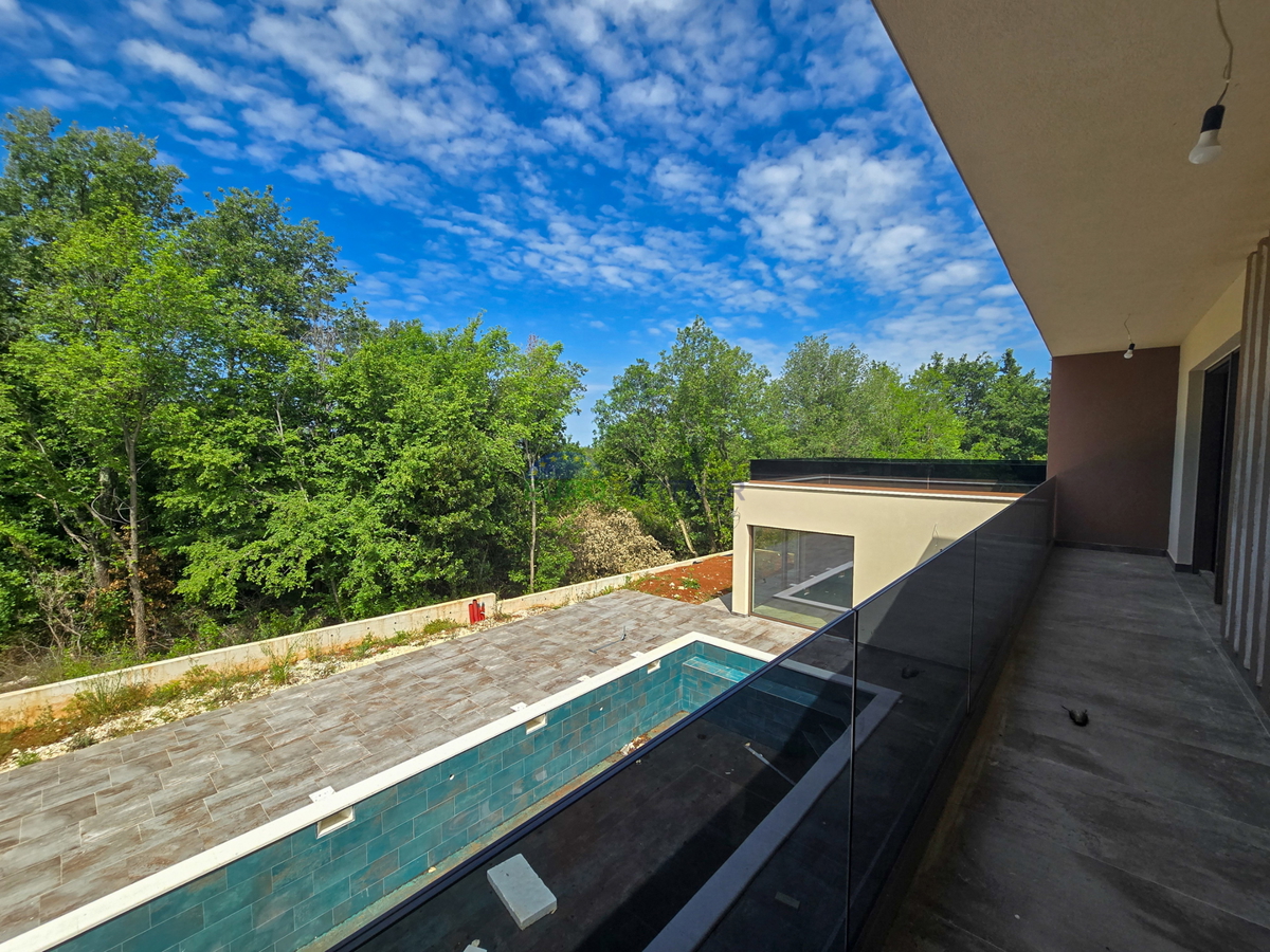 Luksuzna moderna vila z wellnessom, okolica Poreča