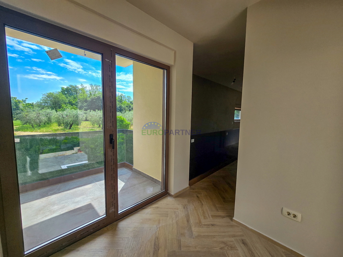 Luksuzna moderna vila z wellnessom, okolica Poreča