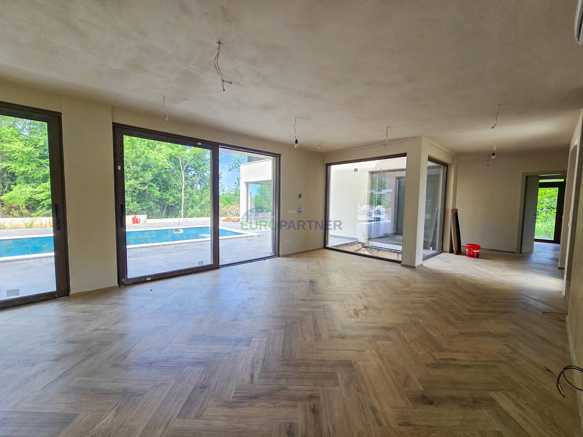 Luksuzna moderna vila z wellnessom, okolica Poreča