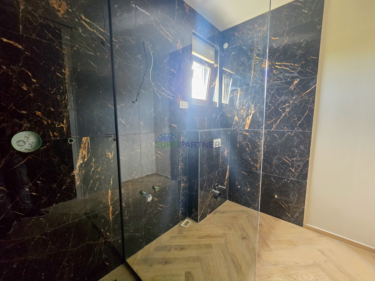 Luksuzna moderna vila z wellnessom, okolica Poreča