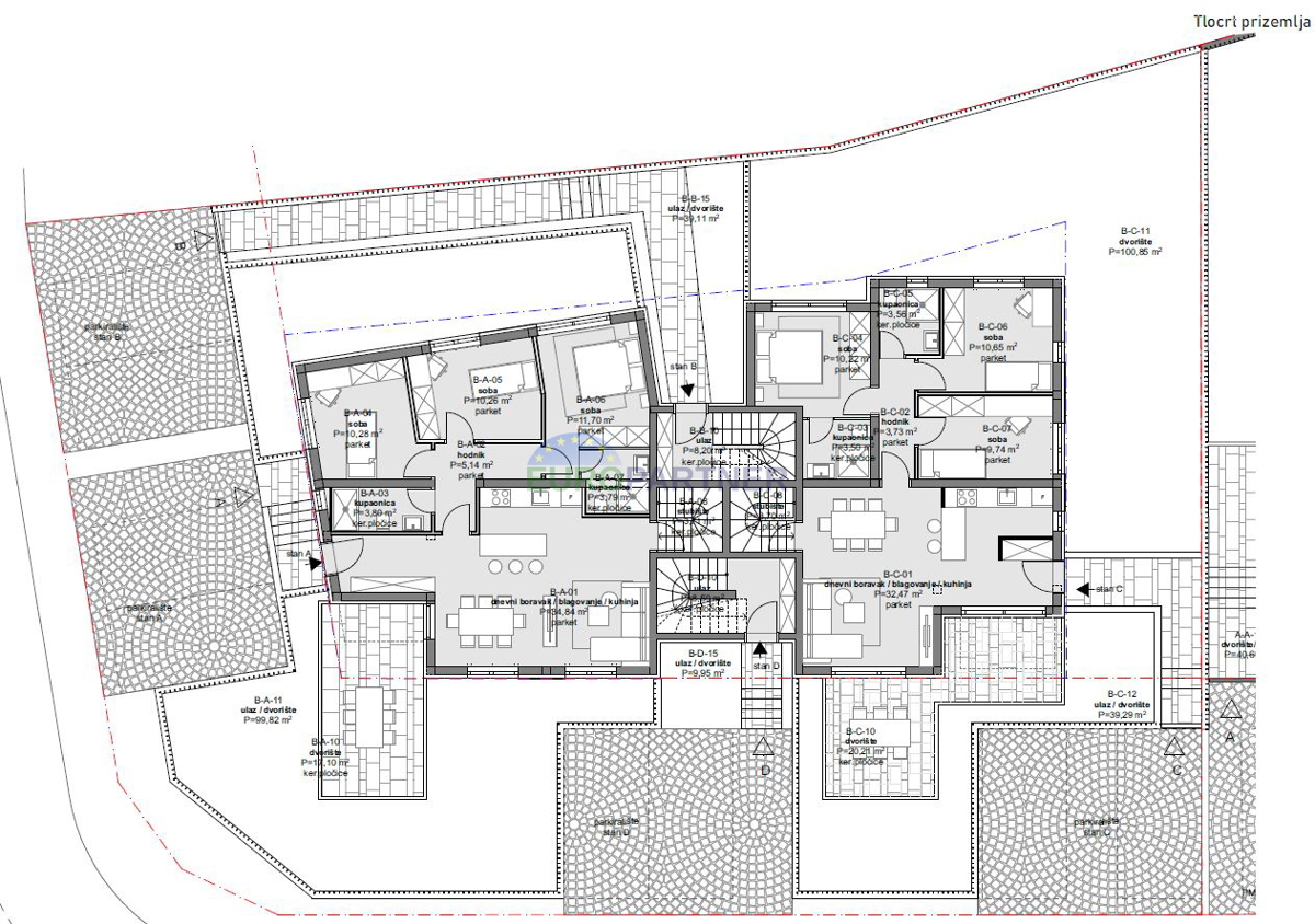 Apartma v pritličju z vrtom v novi stavbi, Poreč, 1 km od morja