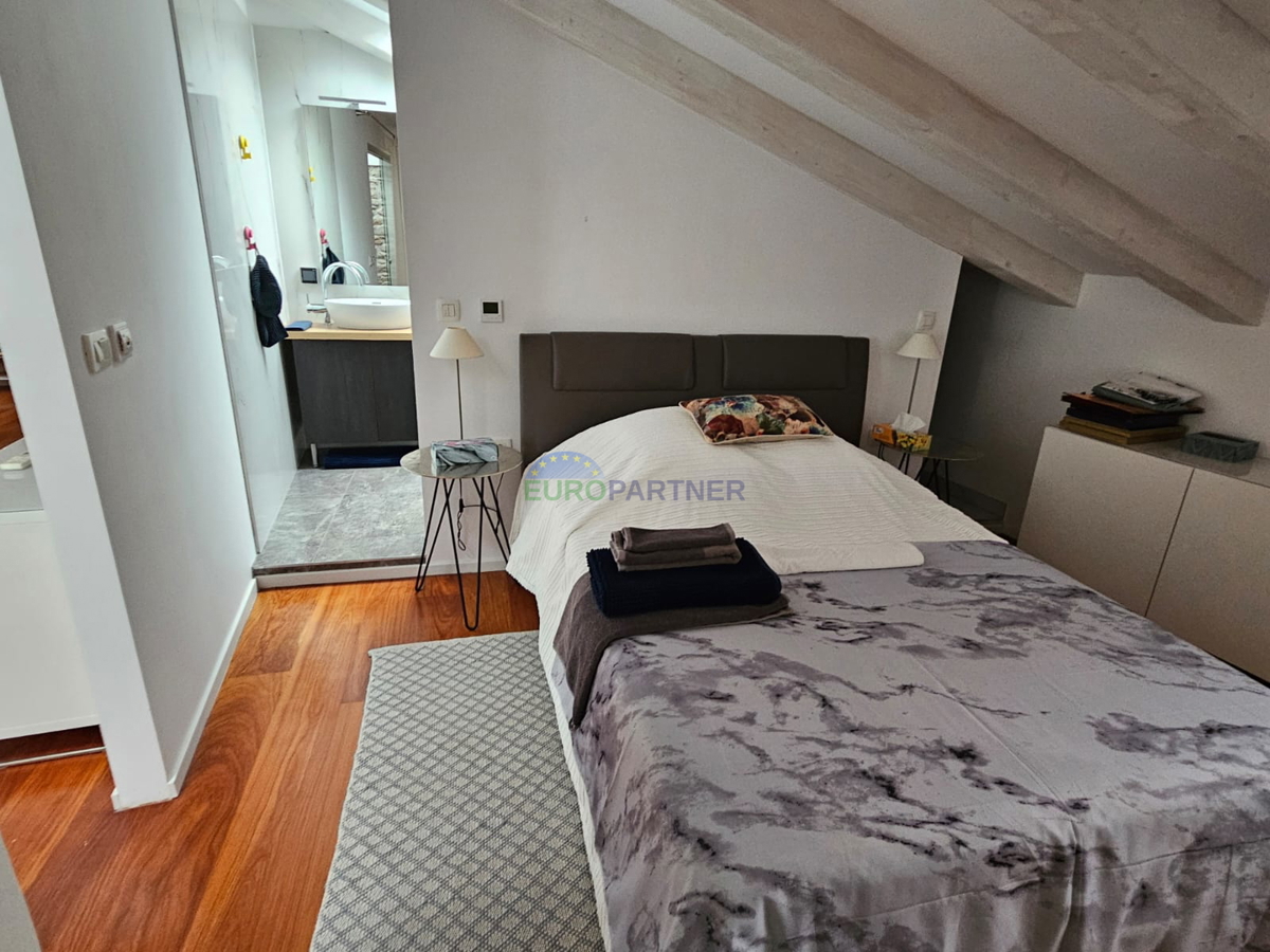 Istra, Rovinj, trije luksuzni apartmaji, prva vrsta do morja