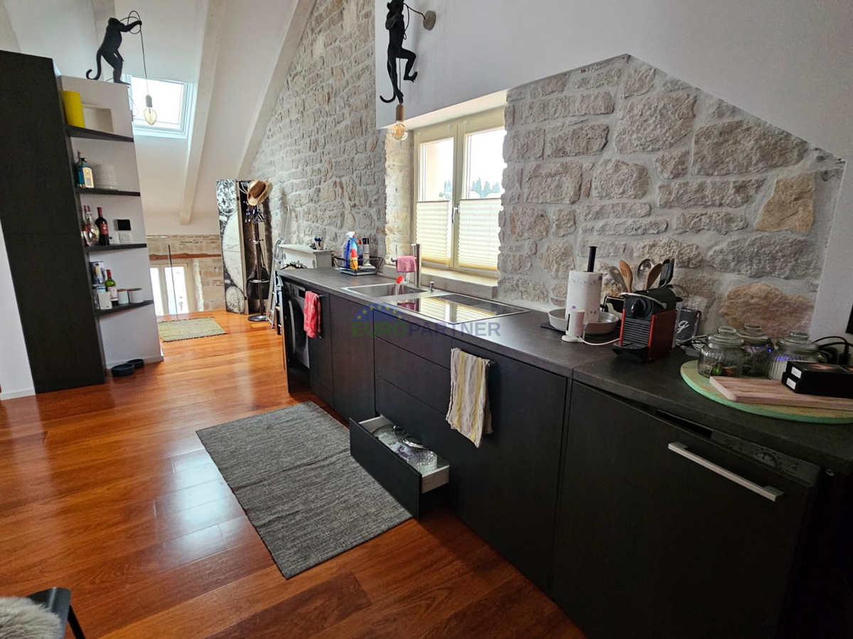 Istra, Rovinj, trije luksuzni apartmaji, prva vrsta do morja