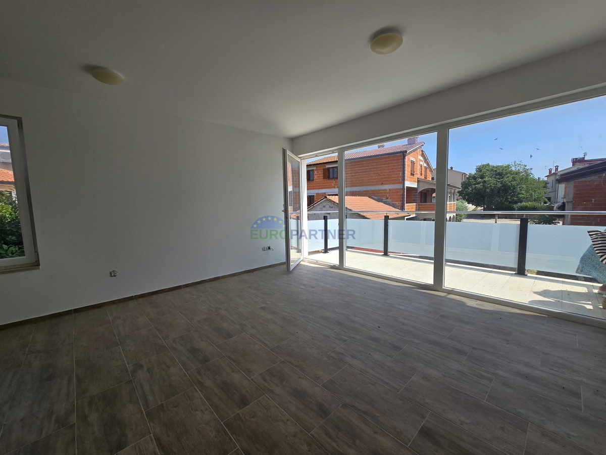 Dvoetažno stanovanje 73 m2 z razgledom na morje