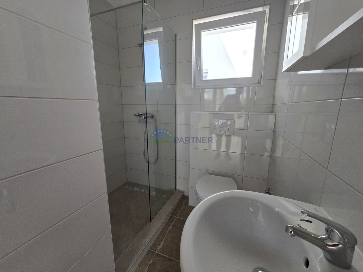 Dvoetažno stanovanje 73 m2 z razgledom na morje