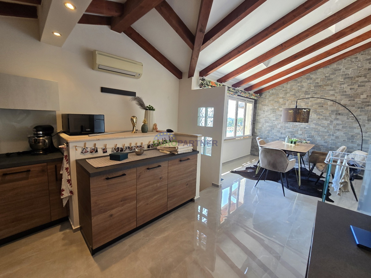 Istra, Rovinj, stanovanje v središču starega mesta s čudovitim pogledom na morje