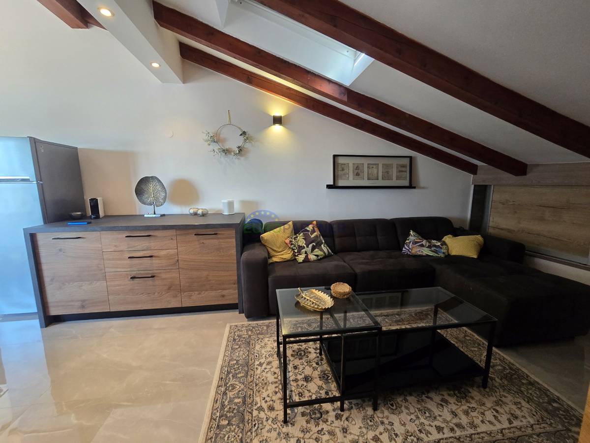 Istra, Rovinj, stanovanje v središču starega mesta s čudovitim pogledom na morje