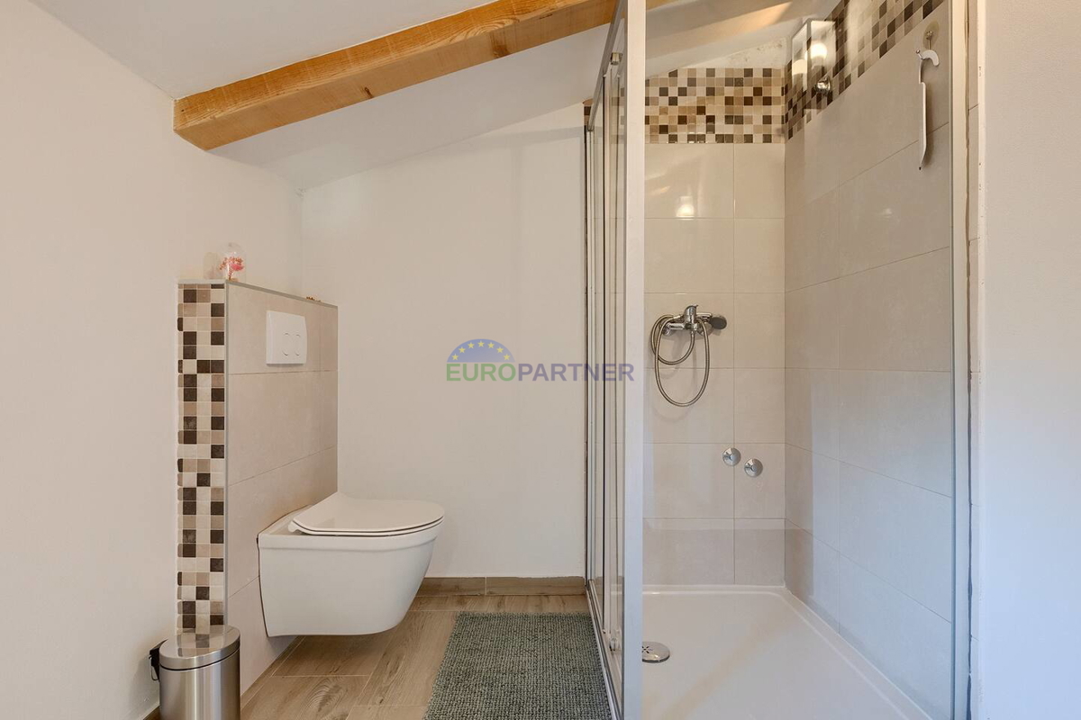 Istra, vila obdana z naravo v okolici Rovinja