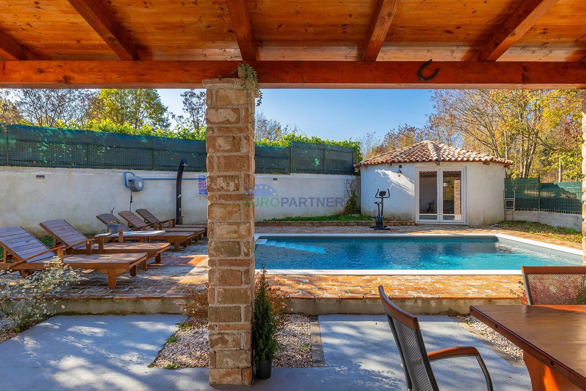 Istra, vila obdana z naravo v okolici Rovinja