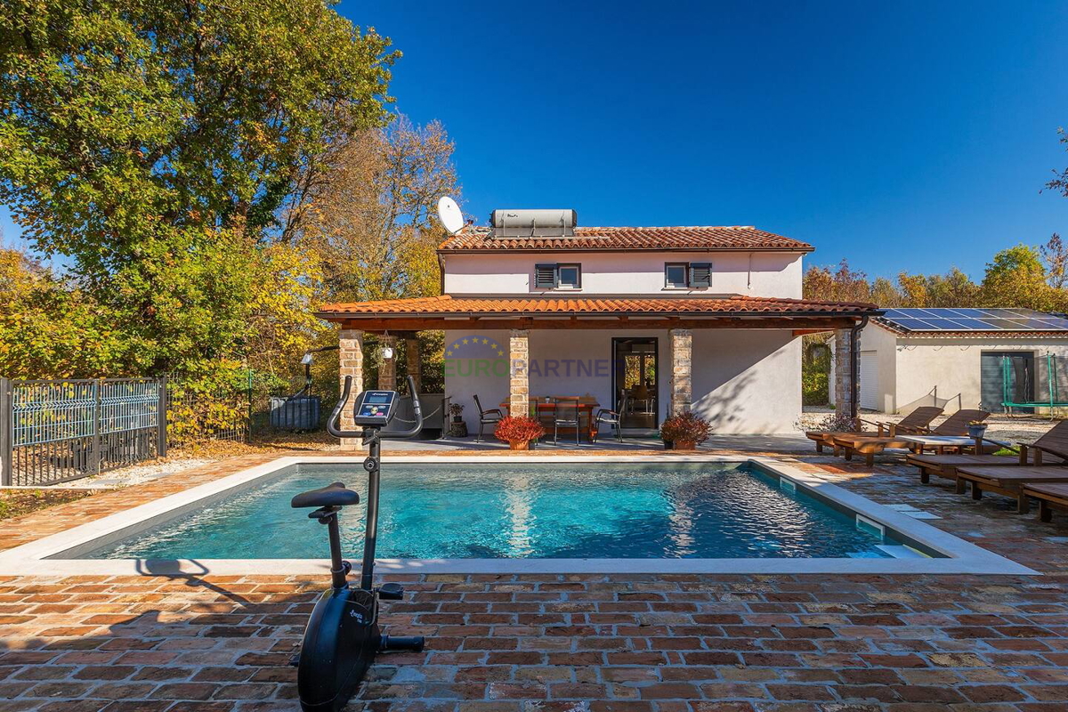 Istra, vila obdana z naravo v okolici Rovinja