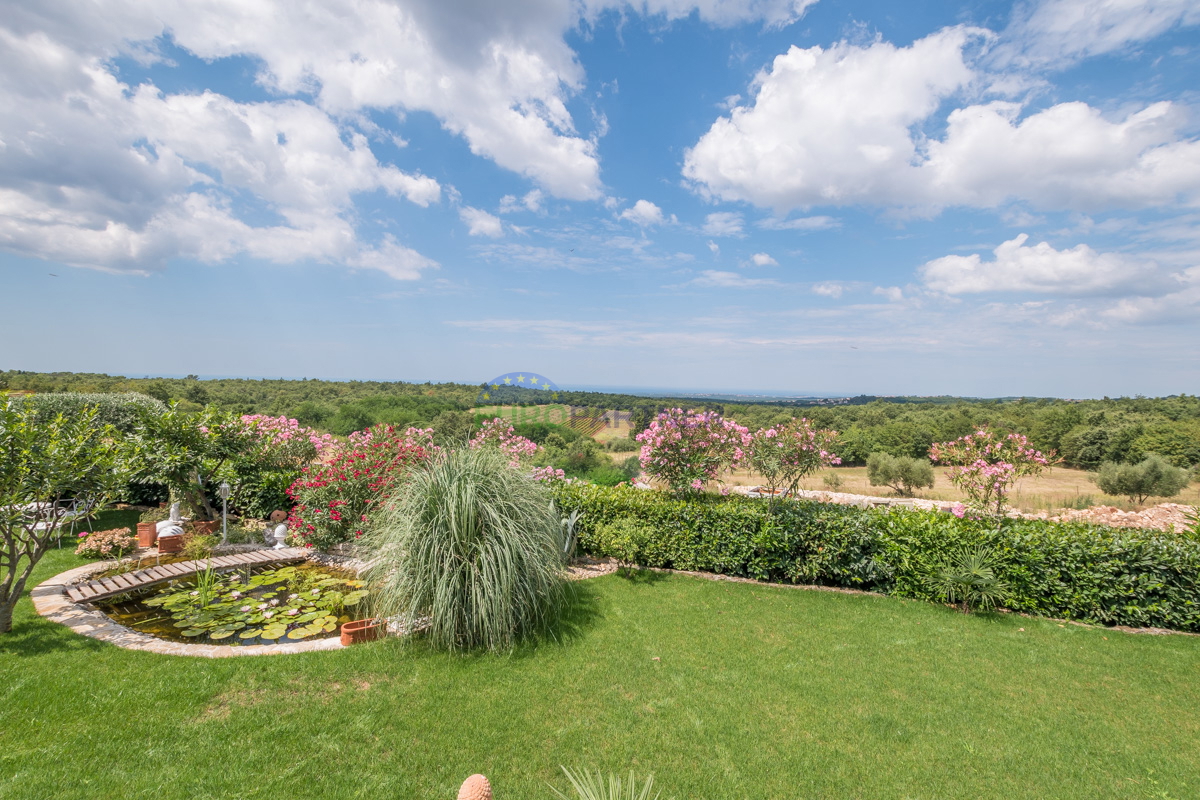 Mediteranska vila s panoramskim pogledom na morje