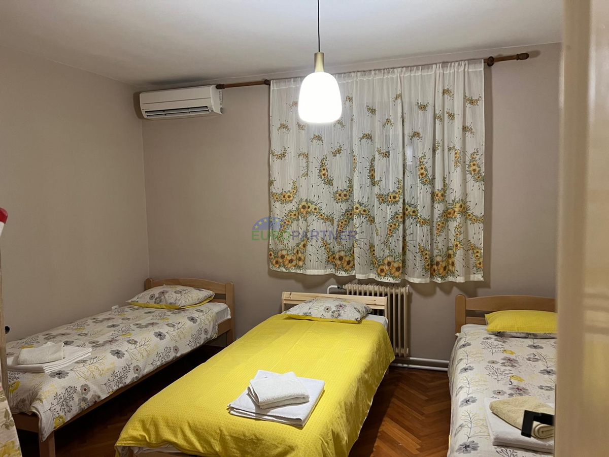 Hiša v središču kraja, 10 km od Poreča, Istra