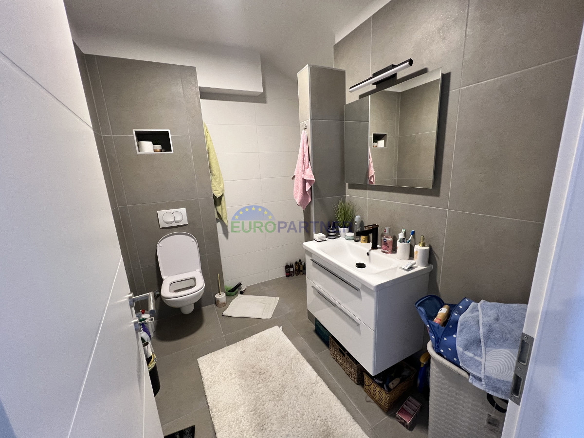 Istra, Novigrad, čudovita vrstna hiša z razgledom na morje