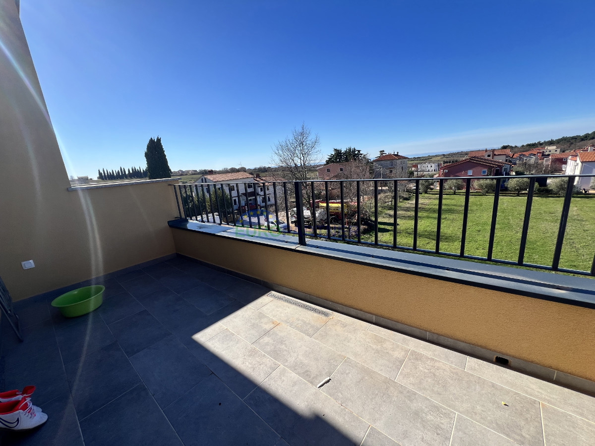 Istra, Novigrad, čudovita vrstna hiša z razgledom na morje