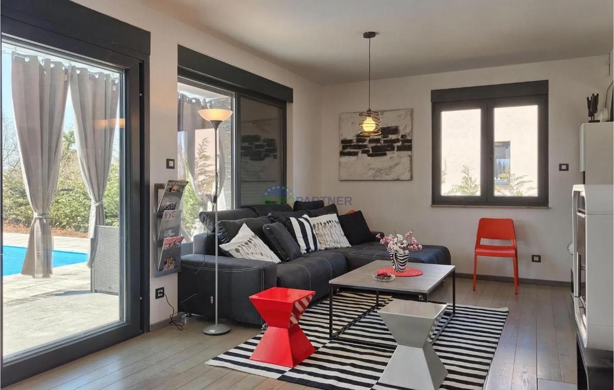 Istra, Vodnjan, moderna in lepa pritlična hiša s bazenom