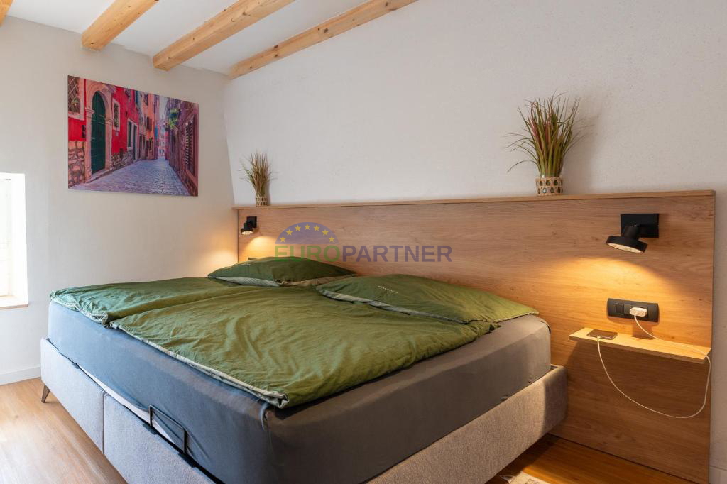 Renovirana istrska kamnita hiša s bazenom – 3 km od Poreča