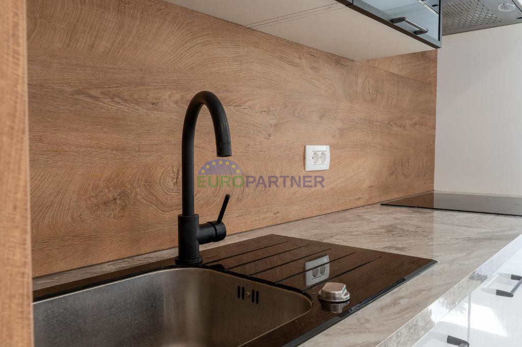 Renovirana istrska kamnita hiša s bazenom – 3 km od Poreča