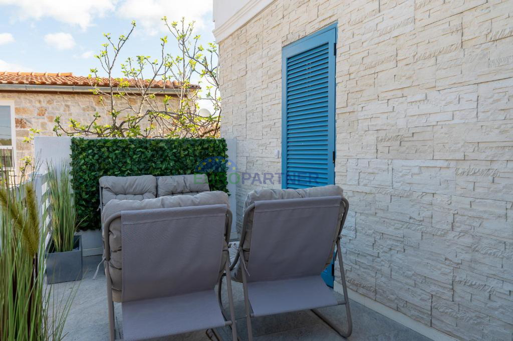 Renovirana istrska kamnita hiša s bazenom – 3 km od Poreča