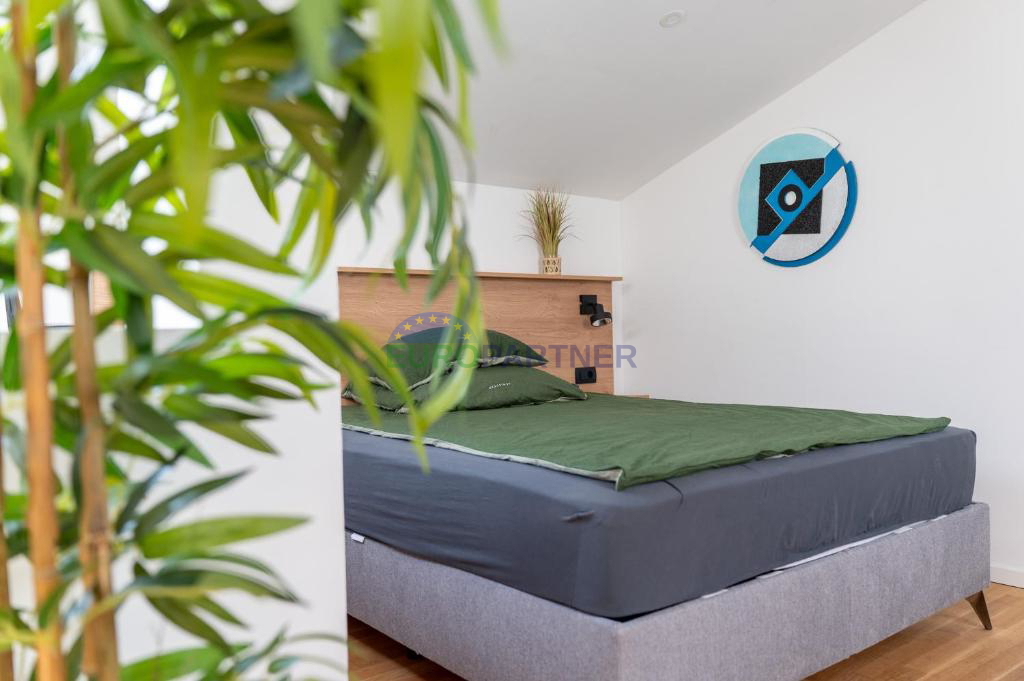 Renovirana istrska kamnita hiša s bazenom – 3 km od Poreča