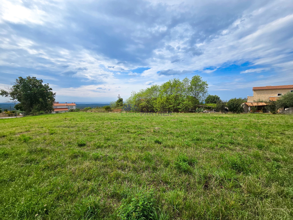 Zemljišče s pogledom na morje, Kaštelir, Istra