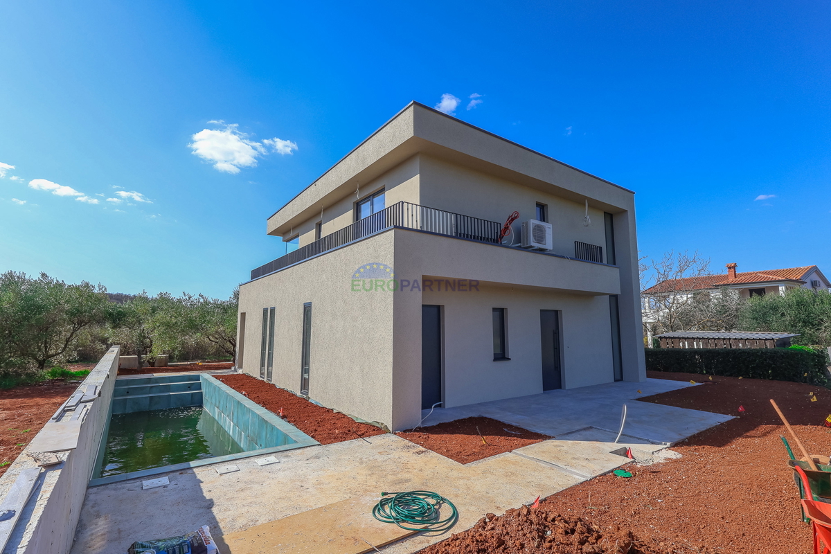 Moderna vila v Poreču, Istra