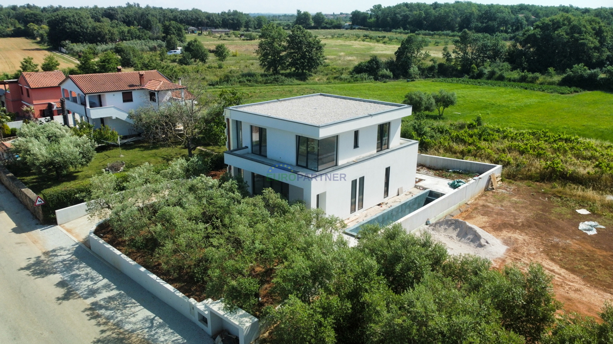 Moderna vila v Poreču, Istra