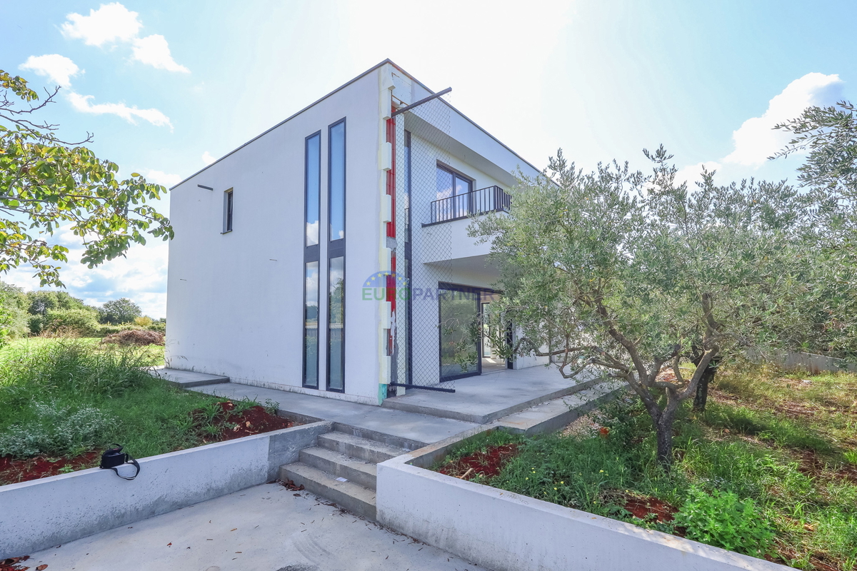 Moderna vila v Poreču, Istra