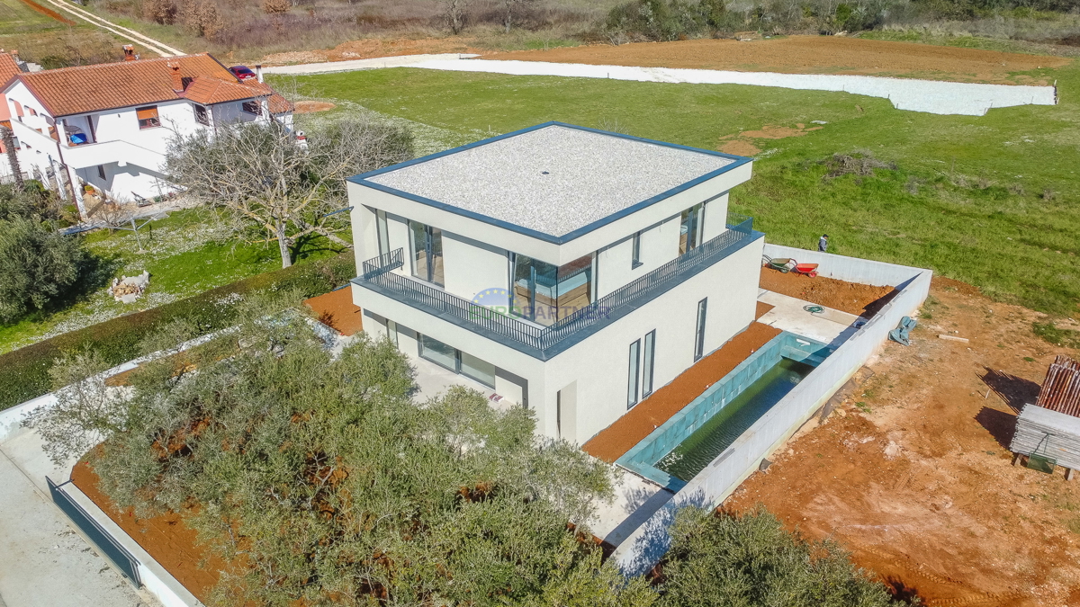 Moderna vila v Poreču, Istra