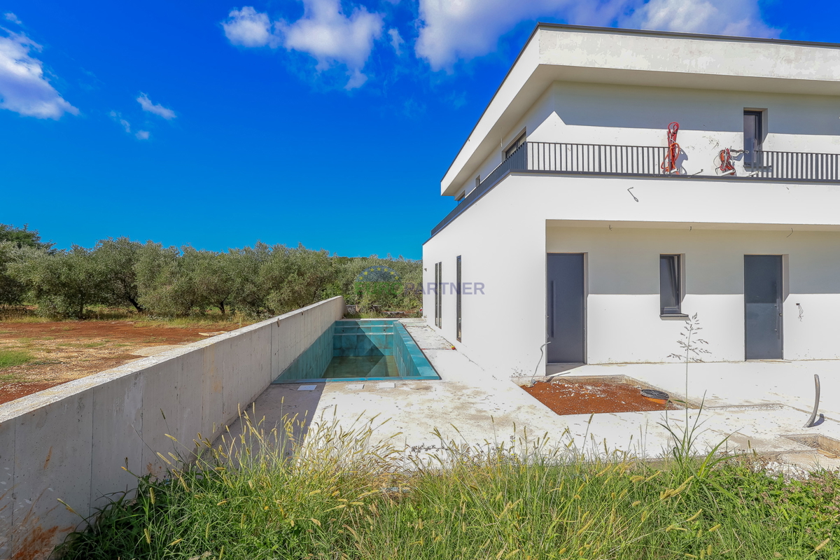 Moderna vila v Poreču, Istra