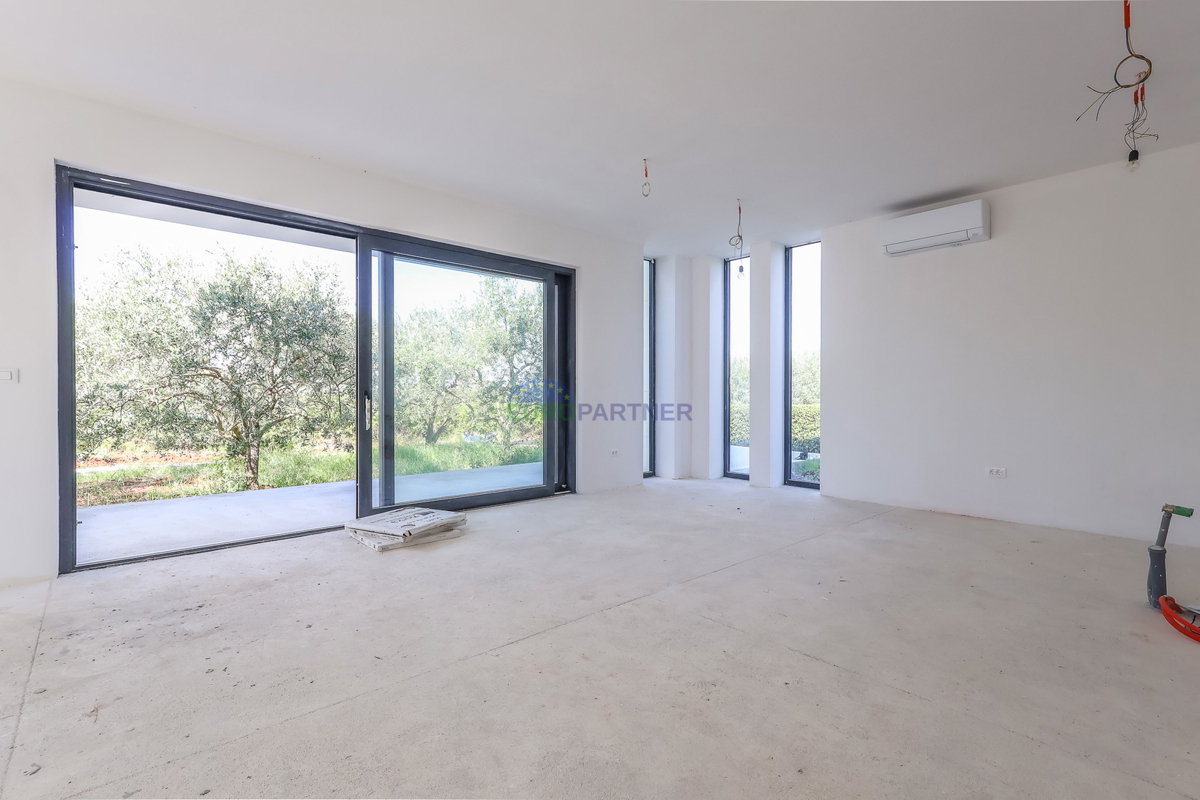 Moderna vila v Poreču, Istra