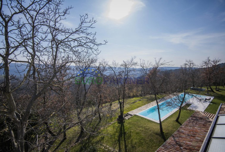 Istra, ekskluzivno posestvo v srcu Grožnjana – popolna zasebnost in edinstvena lega