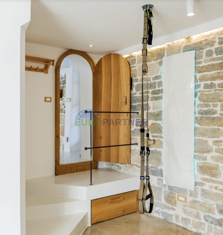 Istra, ekskluzivno posestvo v srcu Grožnjana – popolna zasebnost in edinstvena lega