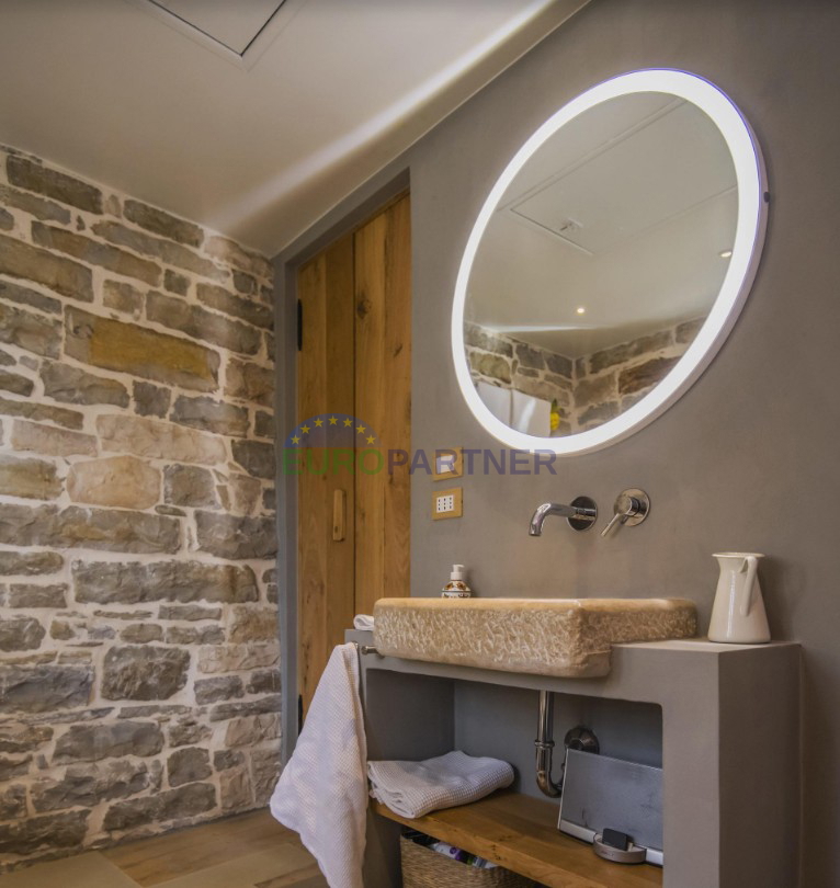 Istra, ekskluzivno posestvo v srcu Grožnjana – popolna zasebnost in edinstvena lega