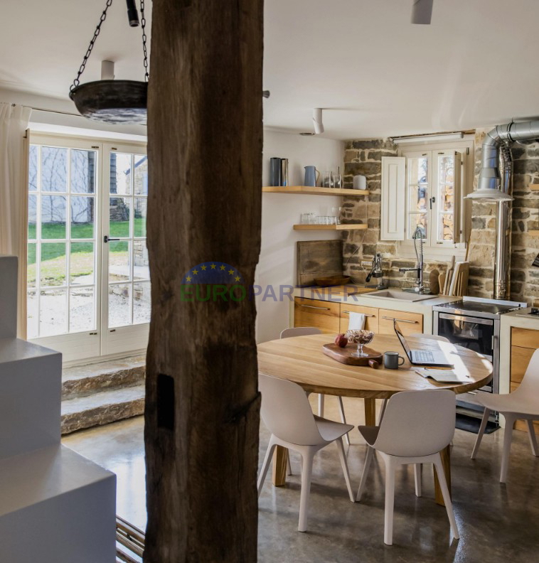 Istra, ekskluzivno posestvo v srcu Grožnjana – popolna zasebnost in edinstvena lega