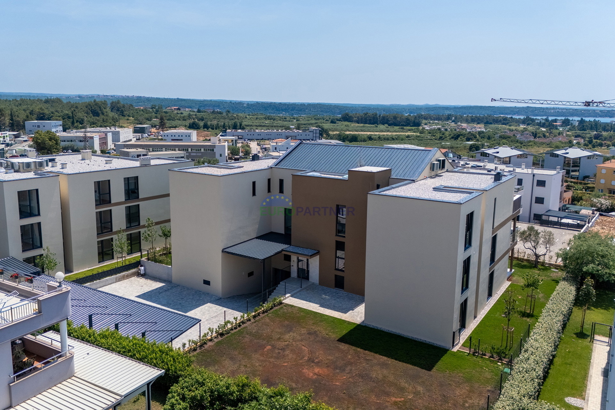 Istra, Novigrad, stanovanje v prvem nadstropju v luksuzni stavbi