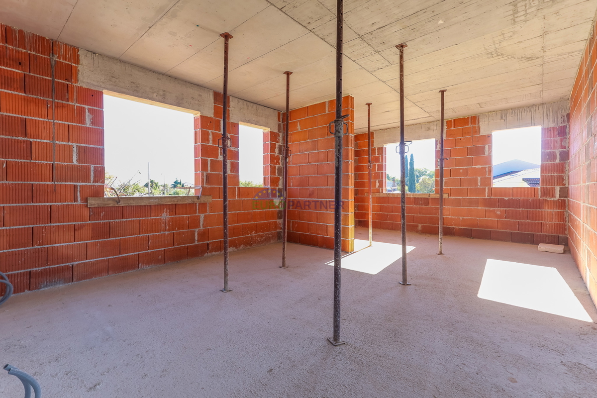 Stanovanje v novogradnji z razgledom na morje, Poreč