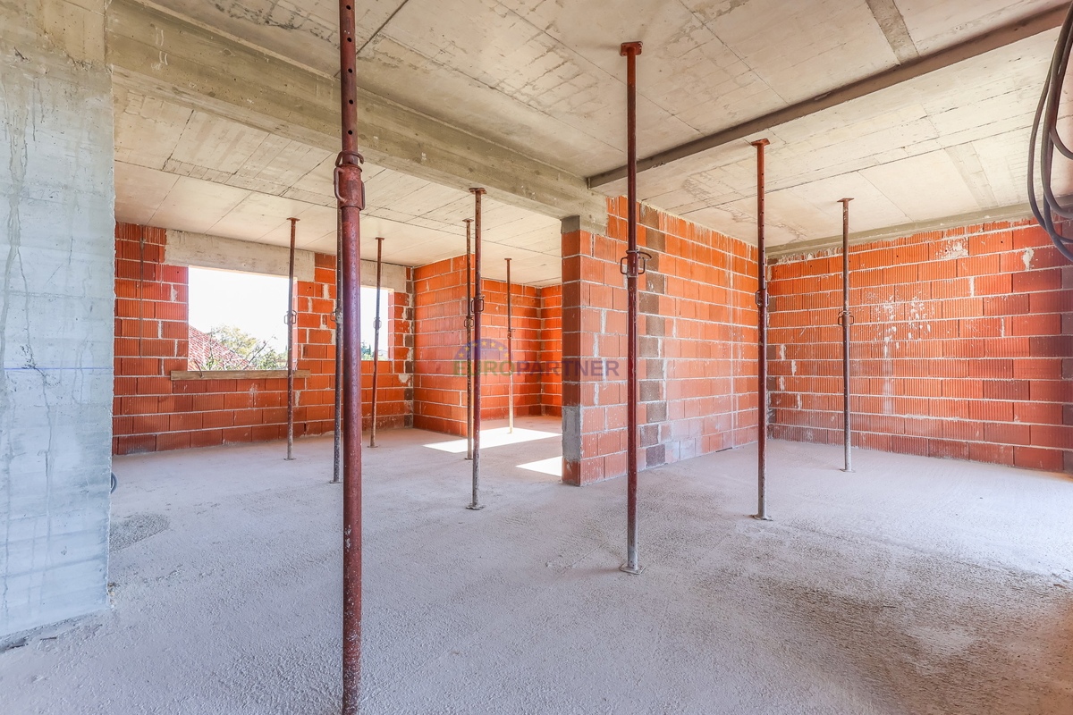 Stanovanje v novogradnji z razgledom na morje, Poreč