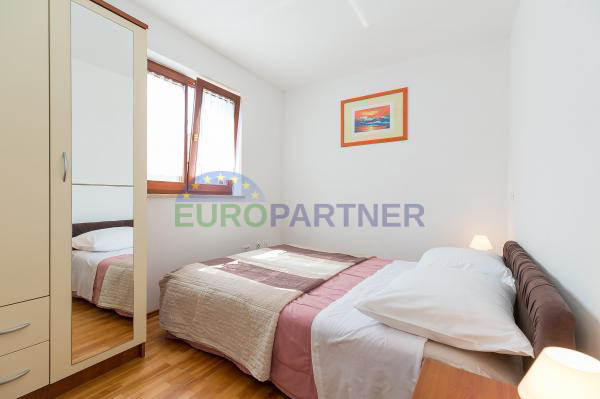 Apartma s pogledom na morje v Novigradu