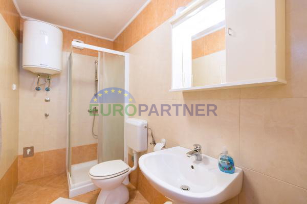 Apartma s pogledom na morje v Novigradu