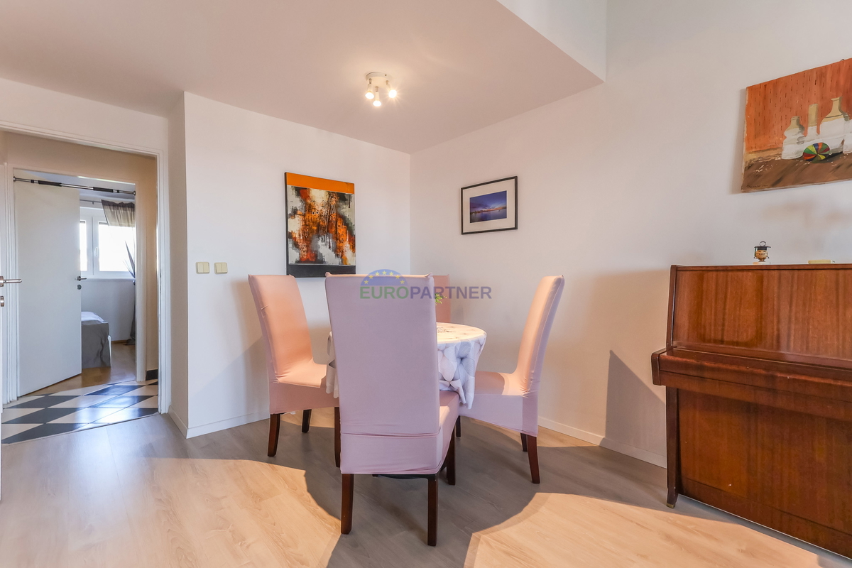 Stanovanje s pogledom na morje, 300m od morja, Poreč, Istra