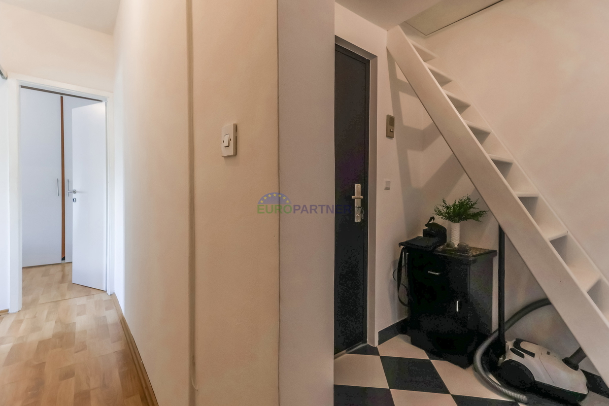 Stanovanje s pogledom na morje, 300m od morja, Poreč, Istra