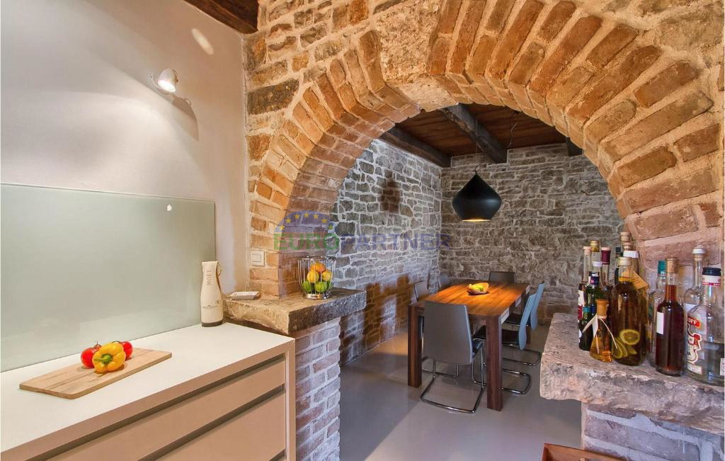 Istra, Baderna, avtentična kamnita hiša po prenovi
