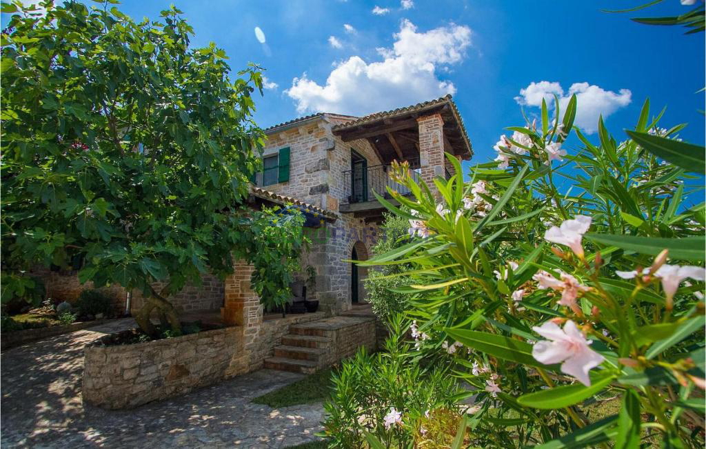 Istra, Baderna, avtentična kamnita hiša po prenovi