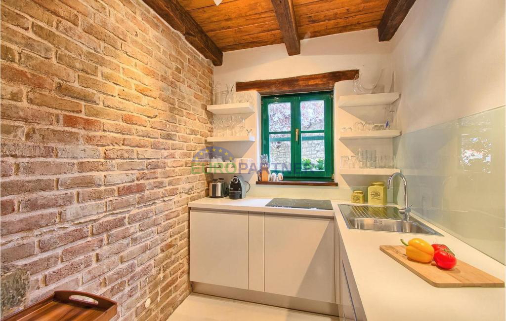 Istra, Baderna, avtentična kamnita hiša po prenovi