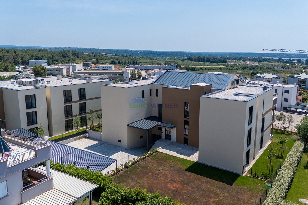 Istra, Novigrad, luksuzno stanovanje v pritličju stavbe