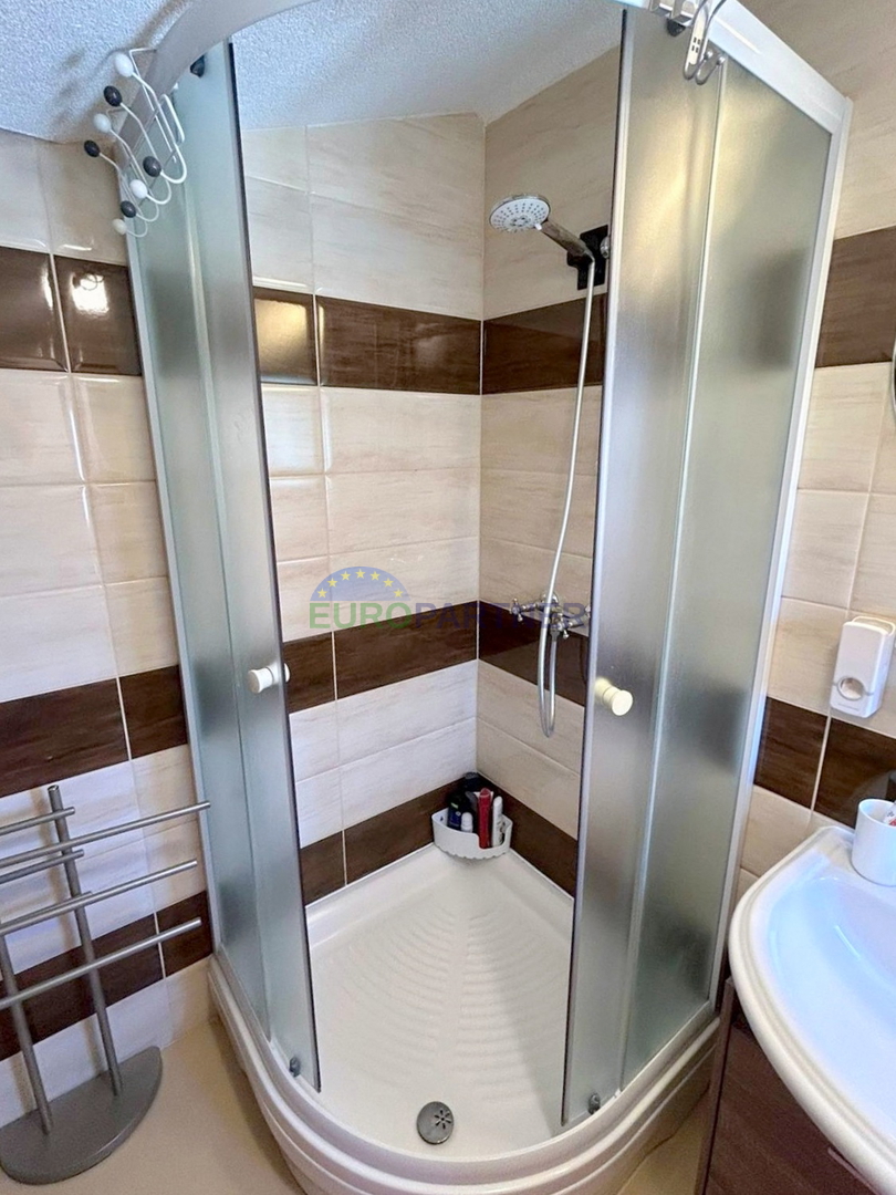 VABRIGA-TRISOBNO STANOVANJE PRODAMO Z ODPRTIM POGLEDOM NA MORJE ID: 1-2696-1