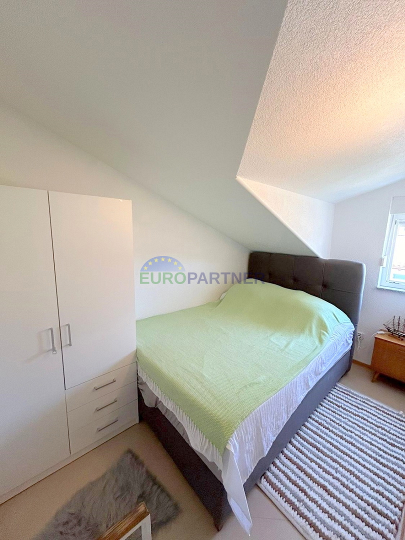 VABRIGA-TRISOBNO STANOVANJE PRODAMO Z ODPRTIM POGLEDOM NA MORJE ID: 1-2696-1
